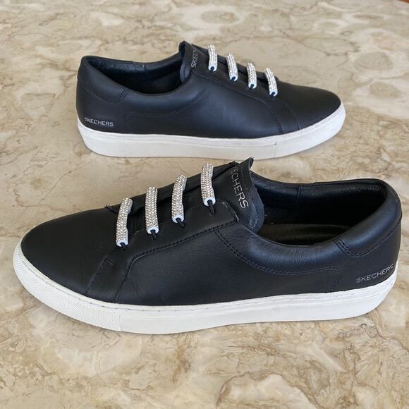 Sketchers Black Vaso-Fideos Leather Sneaker - Picture 7 of 13